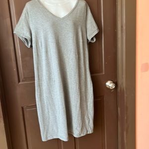Old Navy Grey T-shirt dress